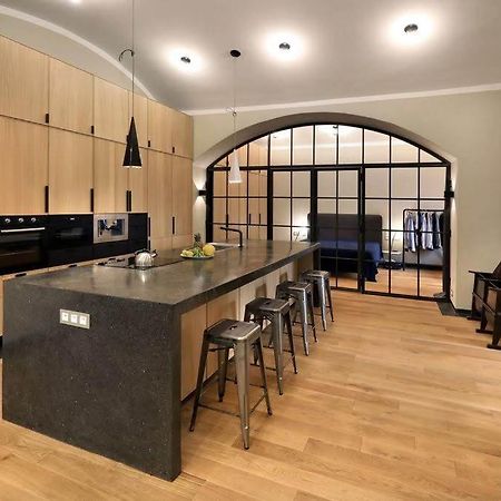 Design Loft 2 Minutes To Wenceslas Square Praga Esterno foto