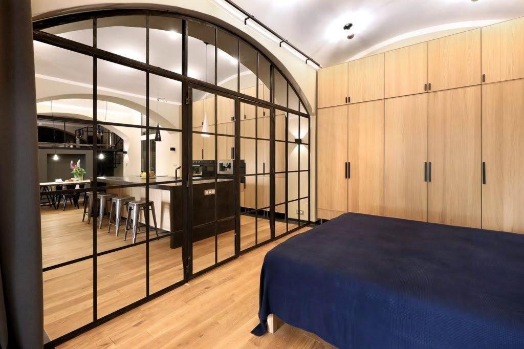 Design Loft 2 Minutes To Wenceslas Square Praga Esterno foto