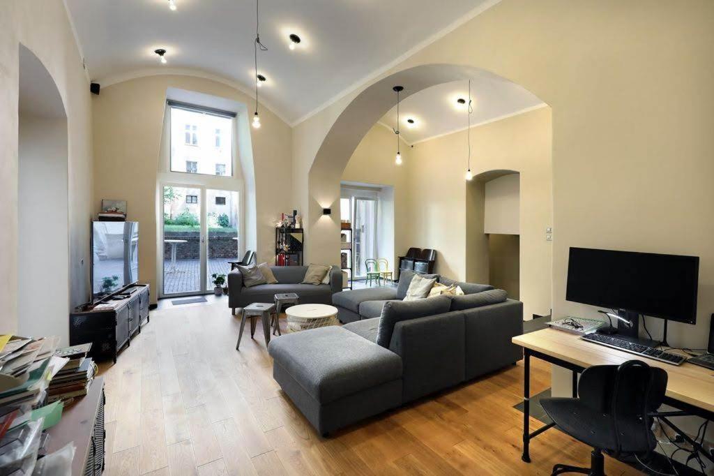 Design Loft 2 Minutes To Wenceslas Square Praga Esterno foto