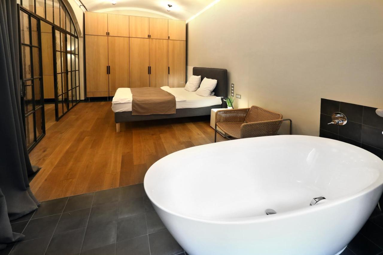 Design Loft 2 Minutes To Wenceslas Square Praga Esterno foto