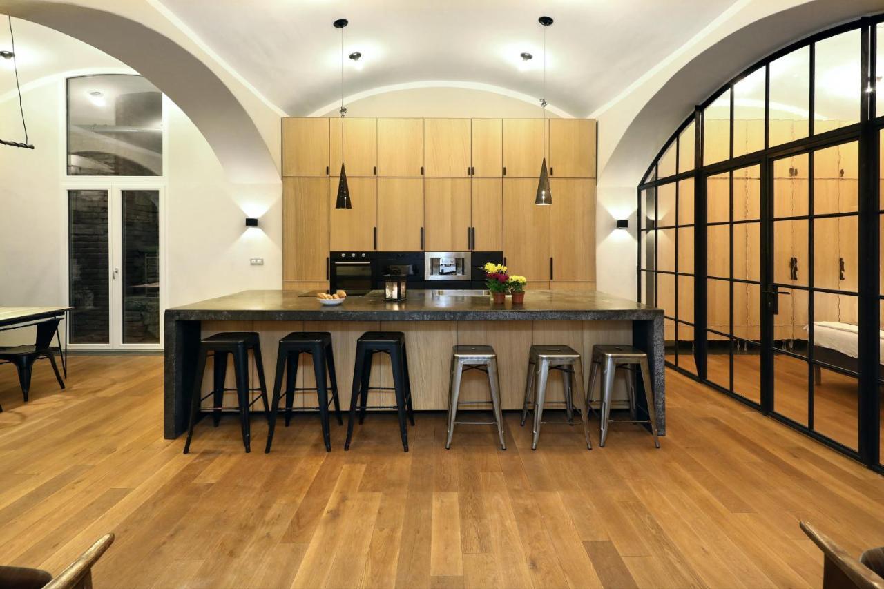 Design Loft 2 Minutes To Wenceslas Square Praga Esterno foto